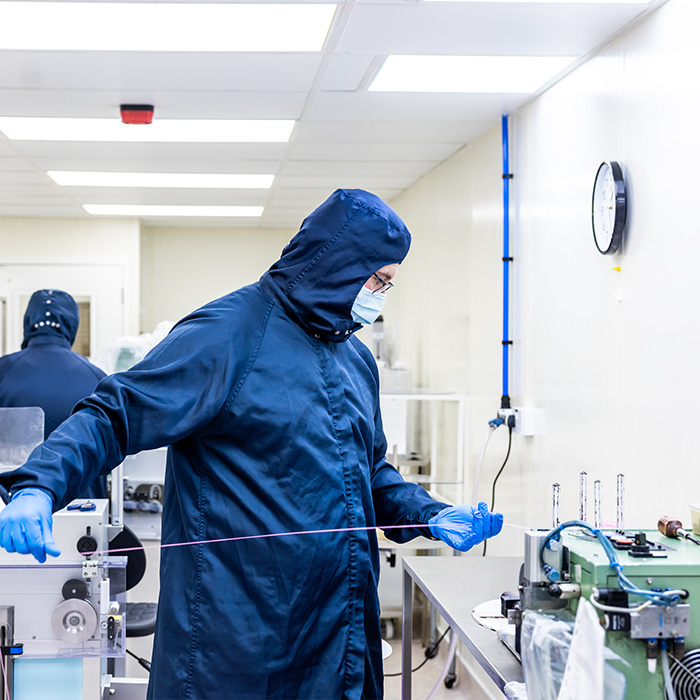 Medical tube cutter in medical clean room Medical tube cutter in medical clean room