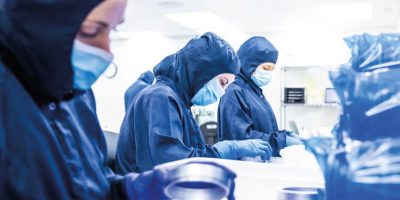 Key Considerations When Choosing a Cleanroom Subcontract Manufacturer in the UK